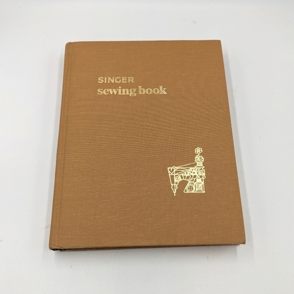 Vintage Singer Sewing Book How to Sew Technique Hardback Gladys Cunningham - Picture 1 of 8